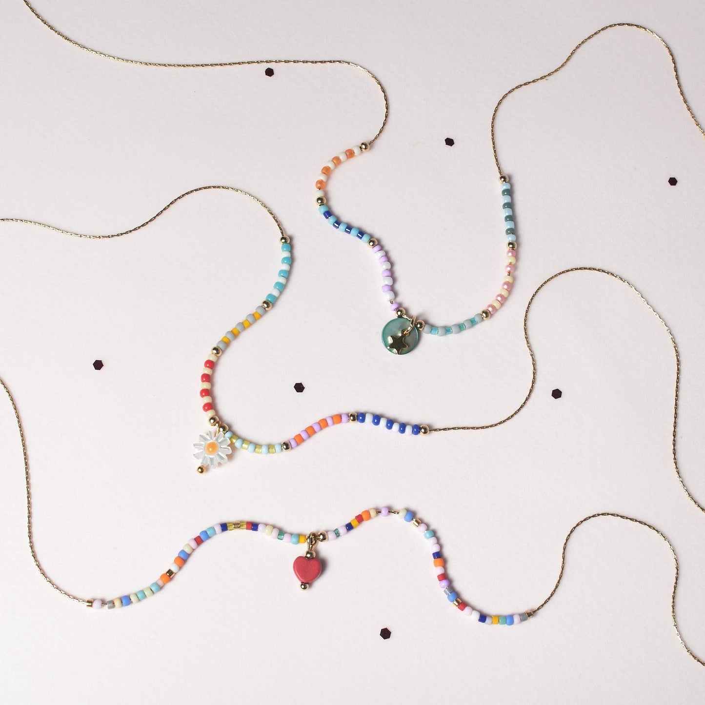 Handcrafted Tiny Daisy Chain Necklace